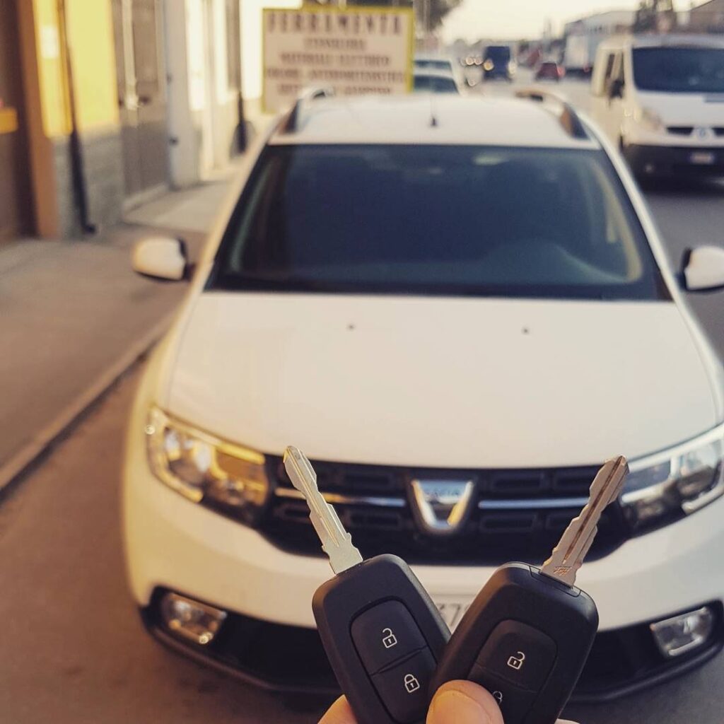 Copia delle chiavi per una Dacia Sandero